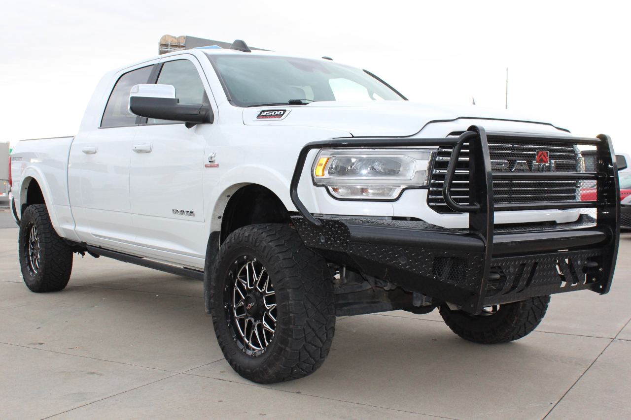 RAM 3500 Laramie Mega Cab 4WD 2022
