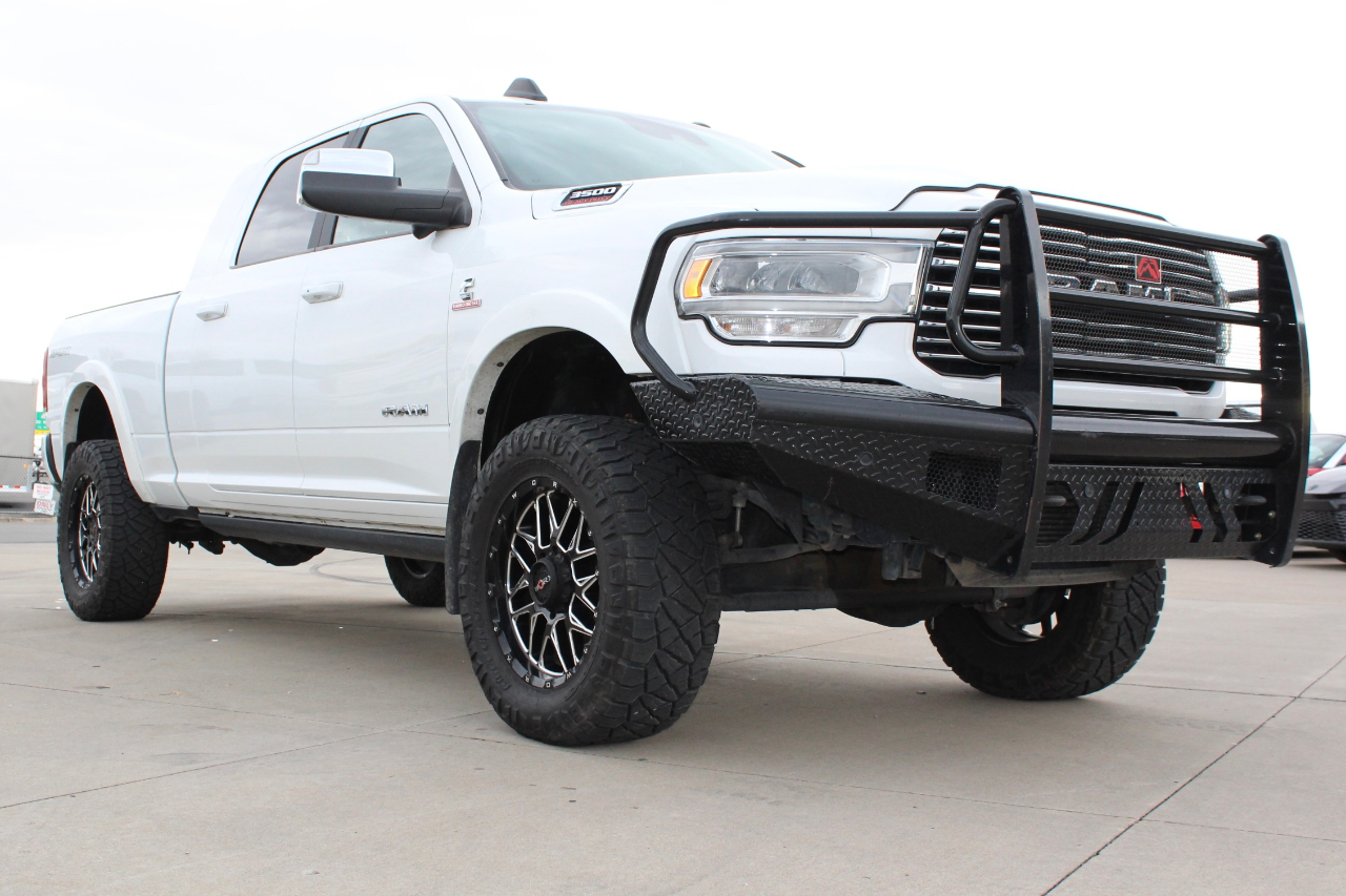 RAM 3500 Laramie Mega Cab 4WD 2022