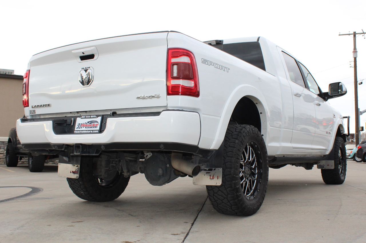 RAM 3500 Laramie Mega Cab 4WD 2022