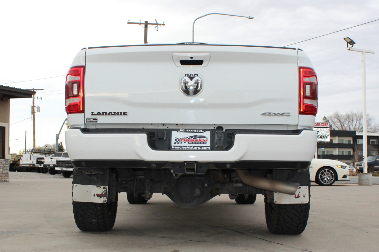 RAM 3500 Laramie Mega Cab 4WD 2022