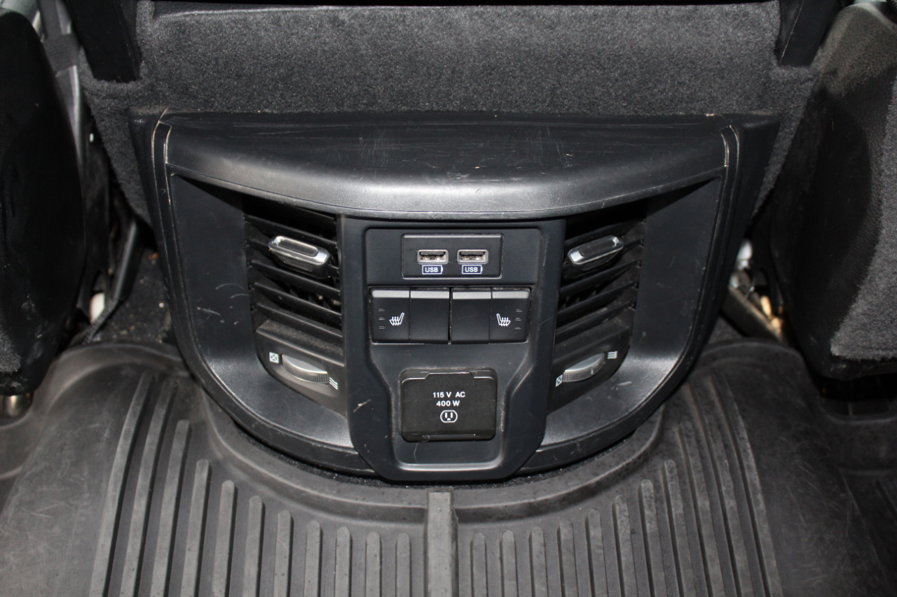 RAM 3500 Laramie Mega Cab 4WD 2022