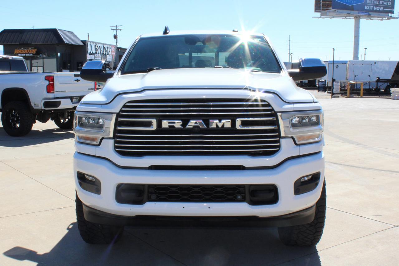 RAM 3500 Laramie Mega Cab 4WD 2022