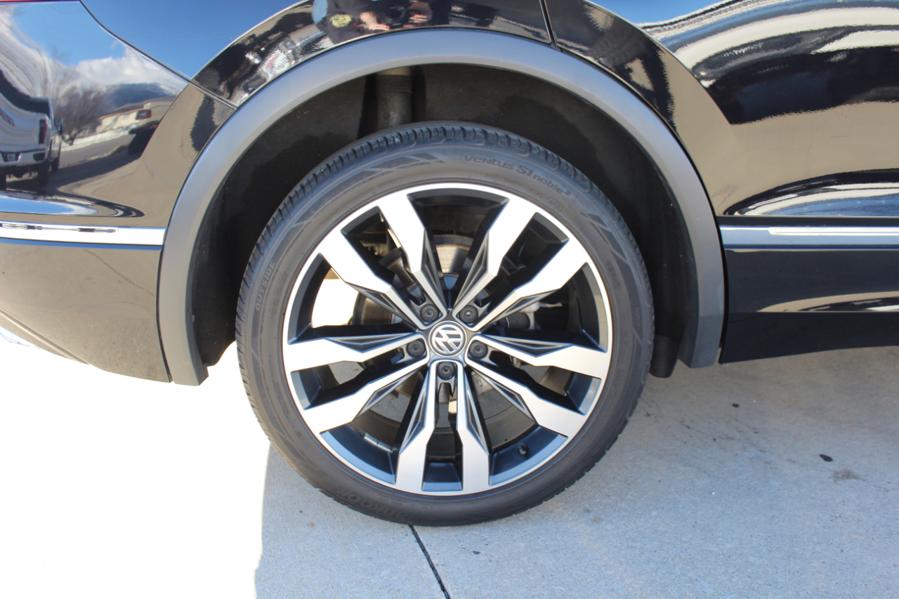 Volkswagen Tiguan  2021