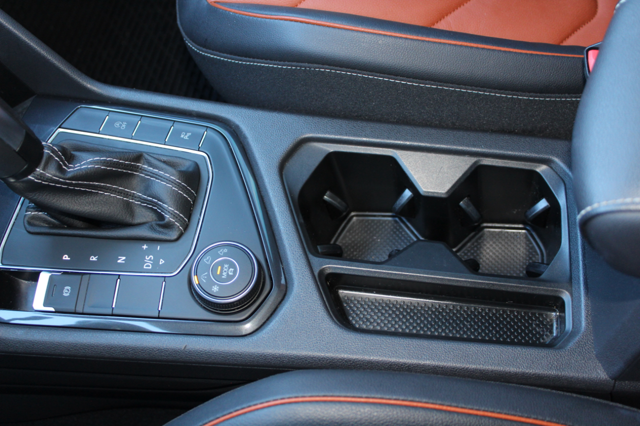 Volkswagen Tiguan  2021