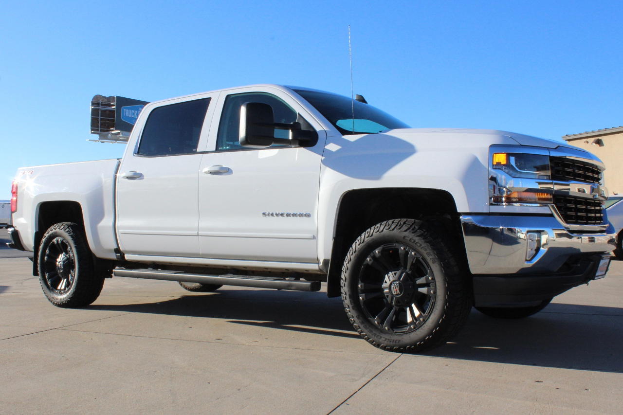 Chevrolet Silverado 1500 4WD Crew Cab 143.5" LT w/1LT 2016