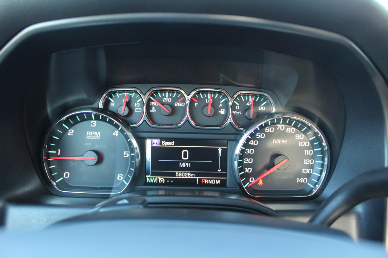 Chevrolet Silverado 1500 4WD Crew Cab 143.5" LT w/1LT 2016