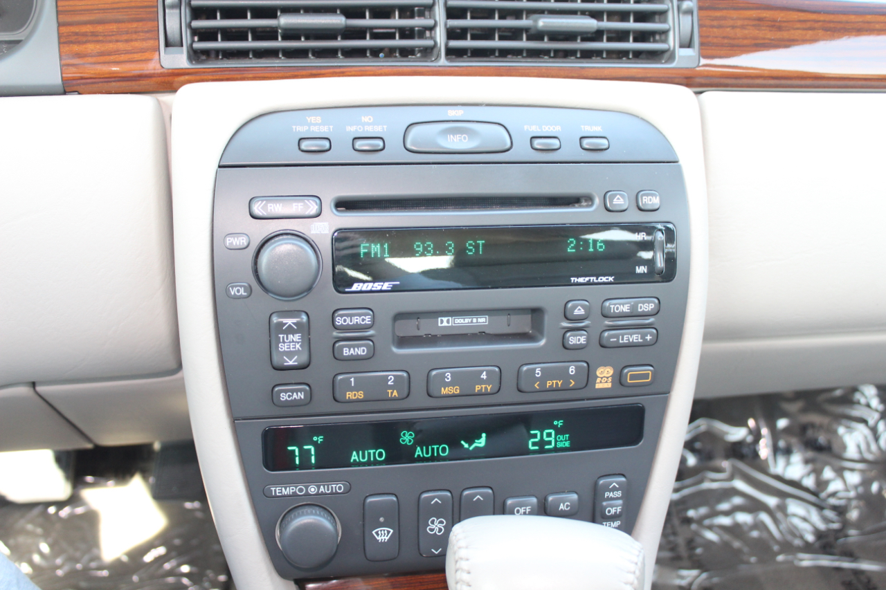 Cadillac Eldorado Touring Coupe 2000