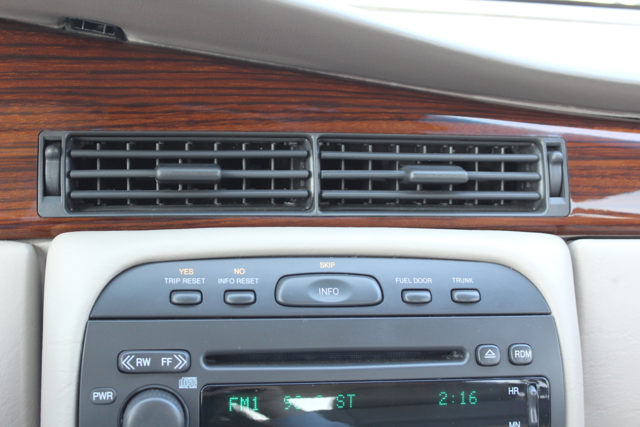 Cadillac Eldorado Touring Coupe 2000