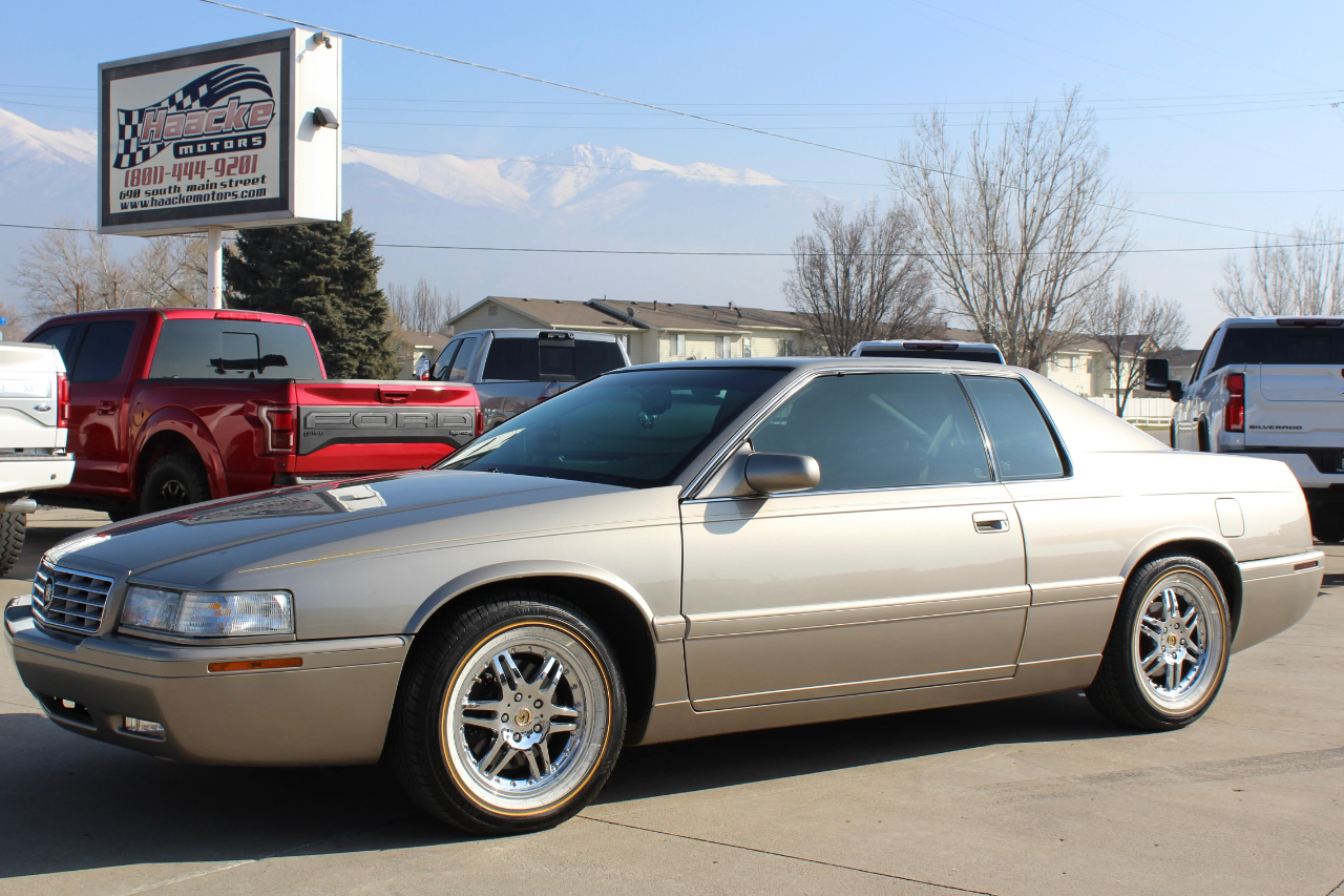 Cadillac Eldorado Touring Coupe 2000