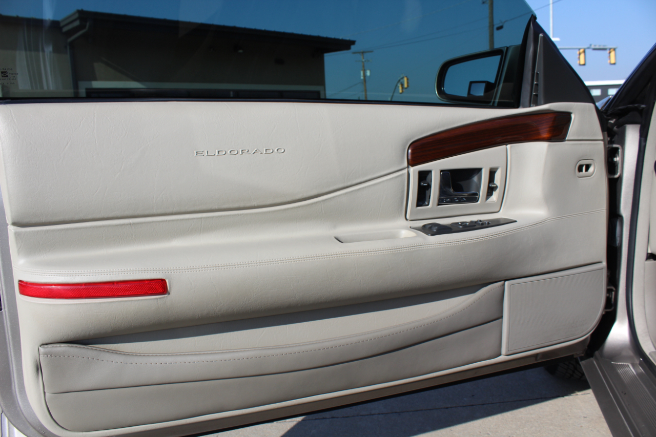 Cadillac Eldorado Touring Coupe 2000