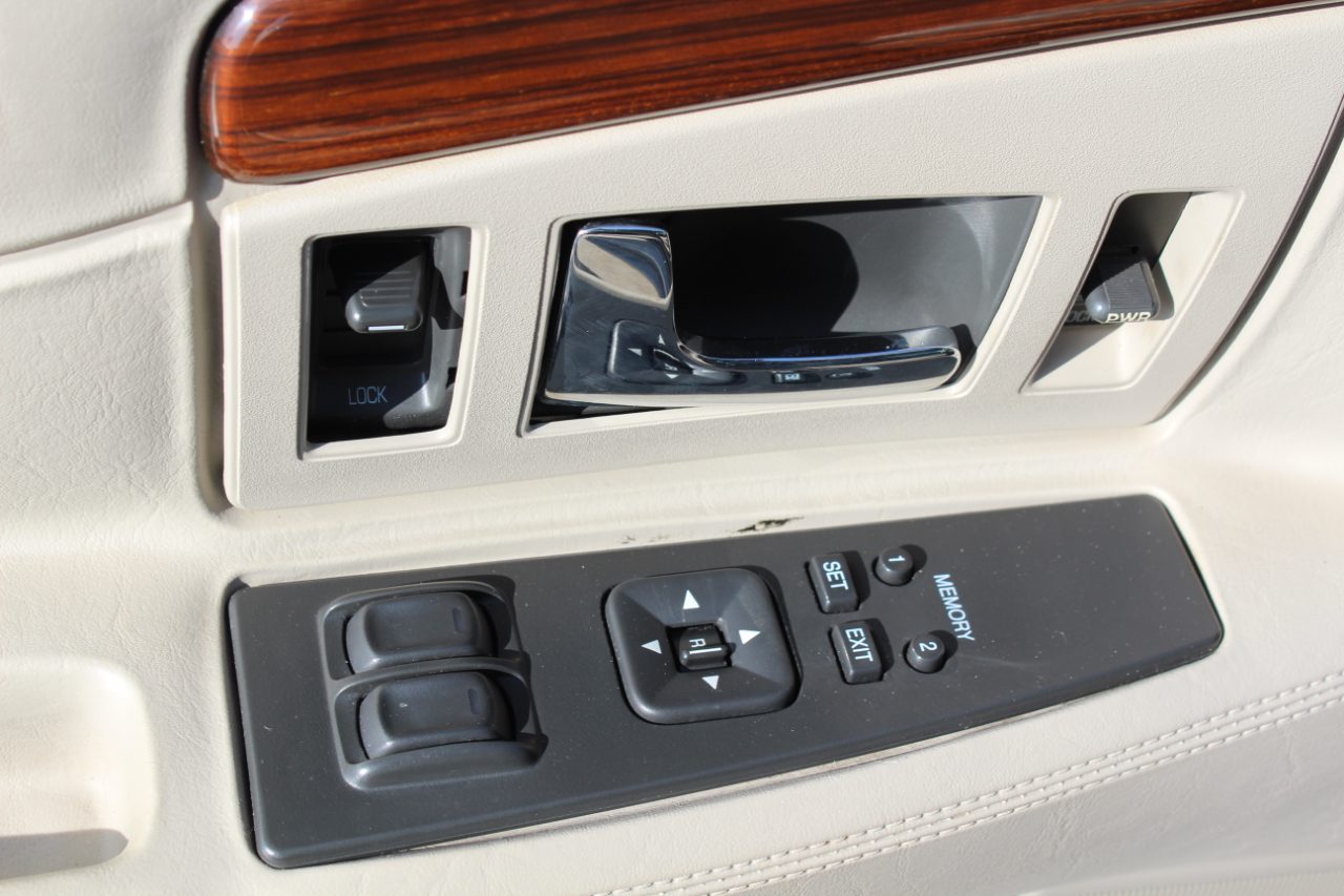 Cadillac Eldorado Touring Coupe 2000