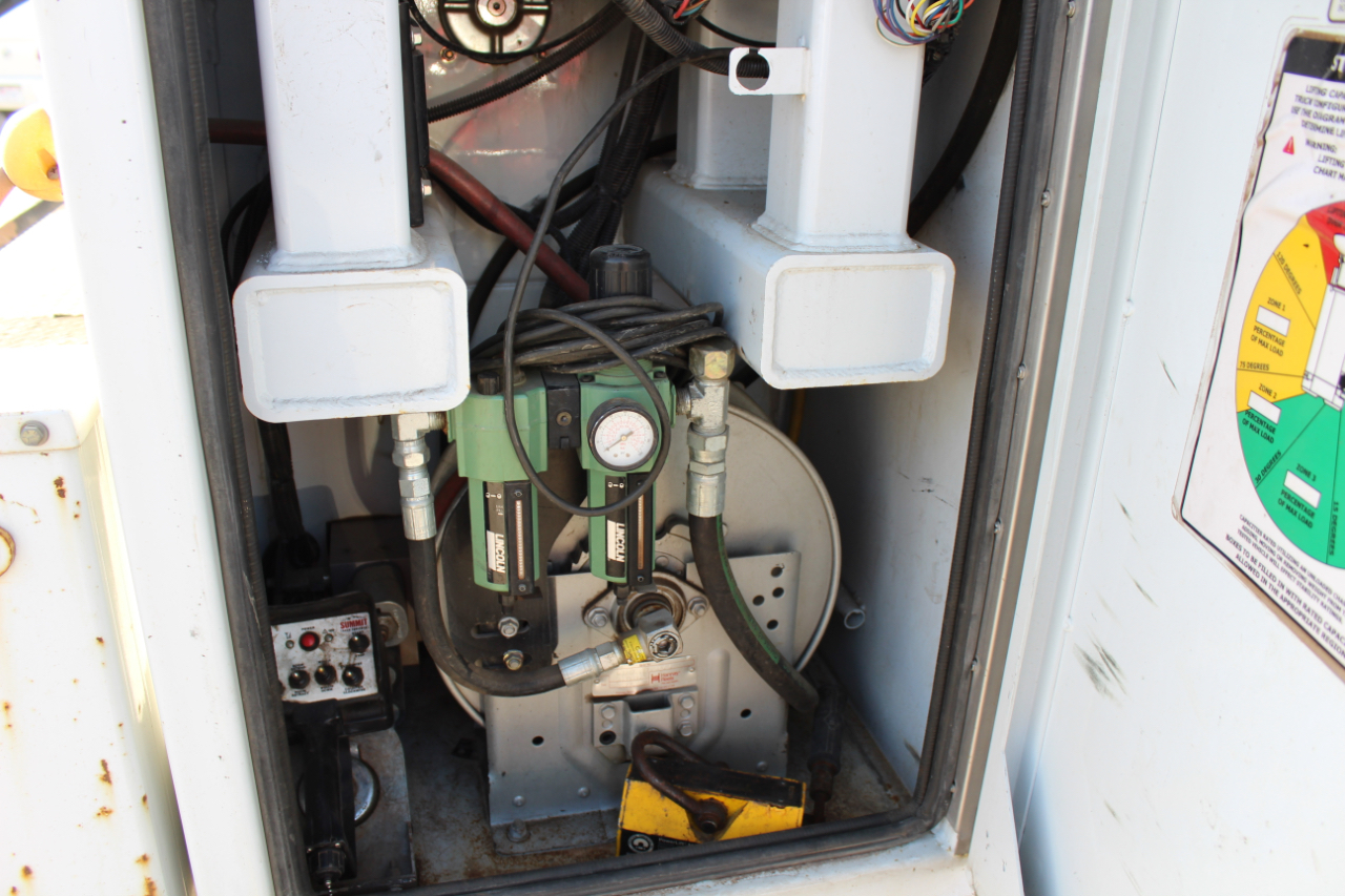 Ford F-750 Regular Cab 2WD DRW 2008