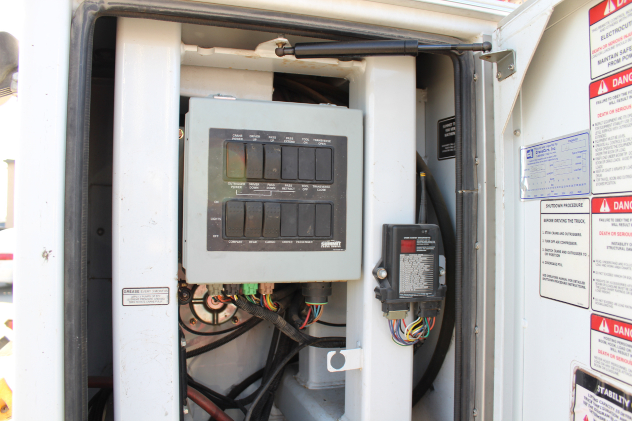 Ford F-750 Regular Cab 2WD DRW 2008