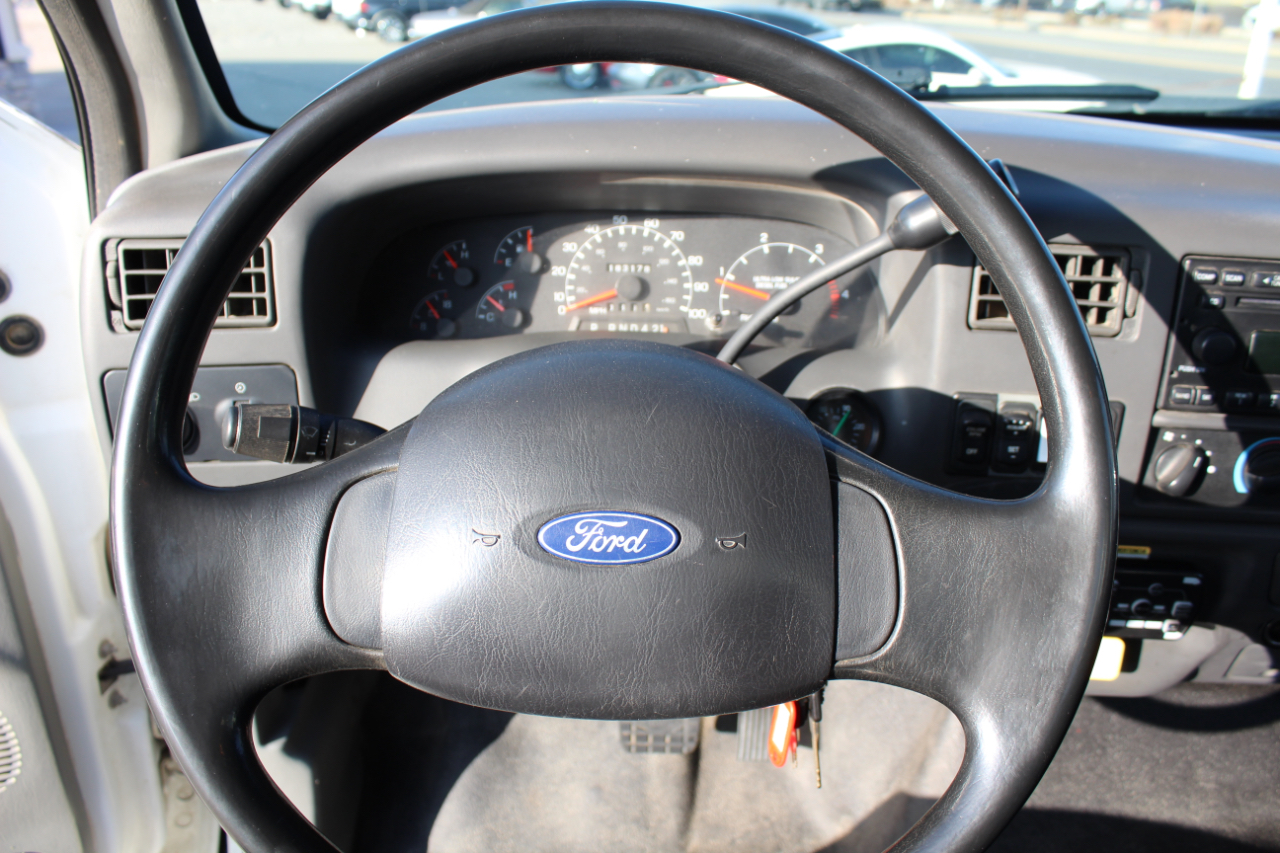 Ford F-750 Regular Cab 2WD DRW 2008