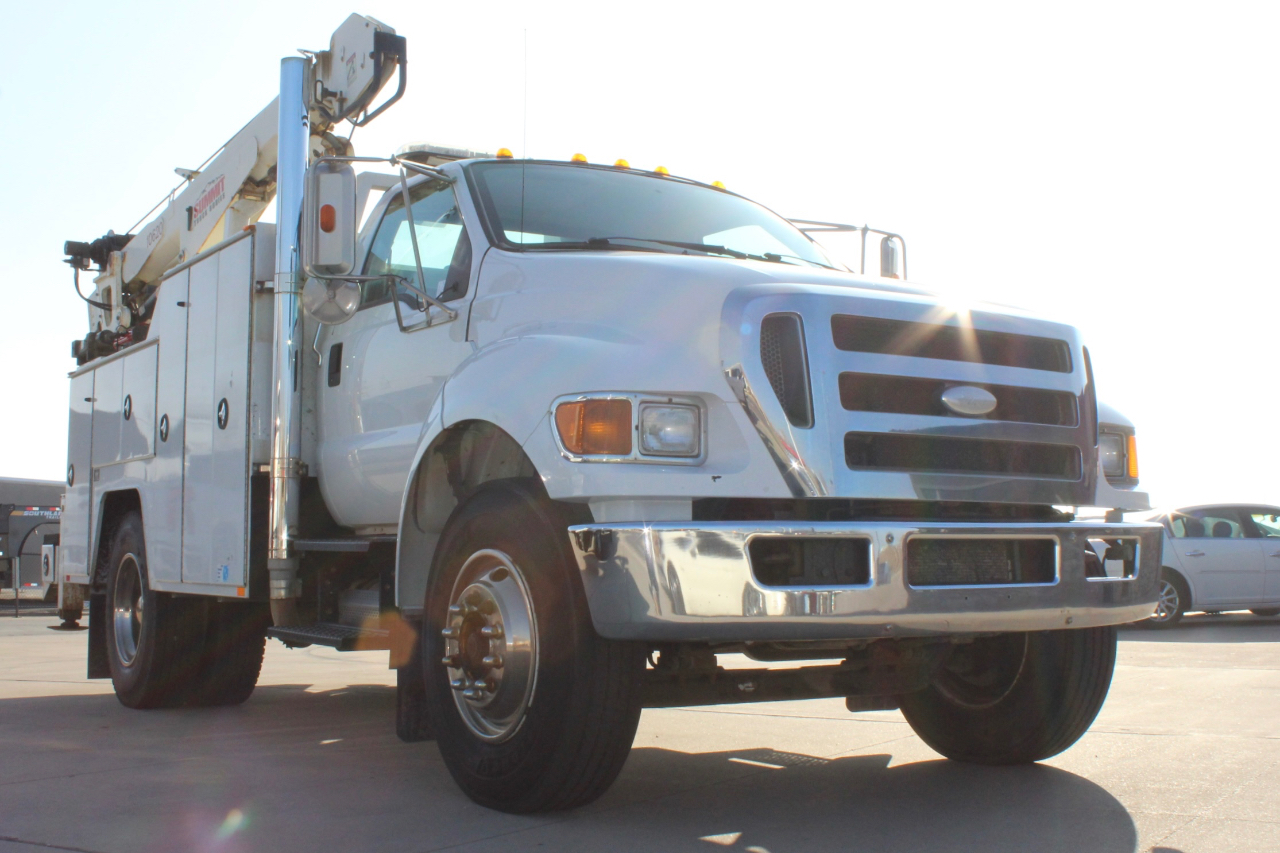 Ford F-750 Regular Cab 2WD DRW 2008