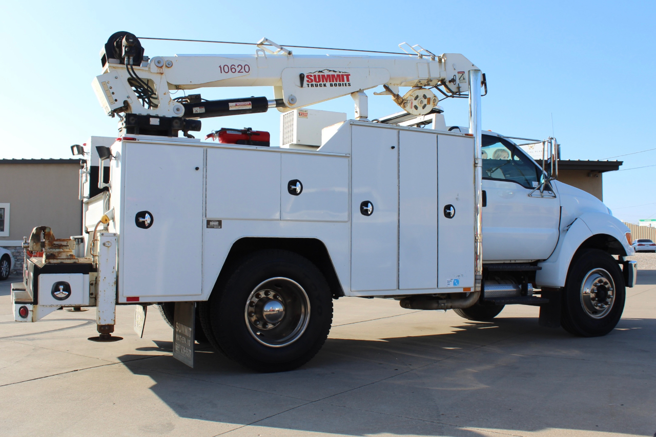 Ford F-750 Regular Cab 2WD DRW 2008