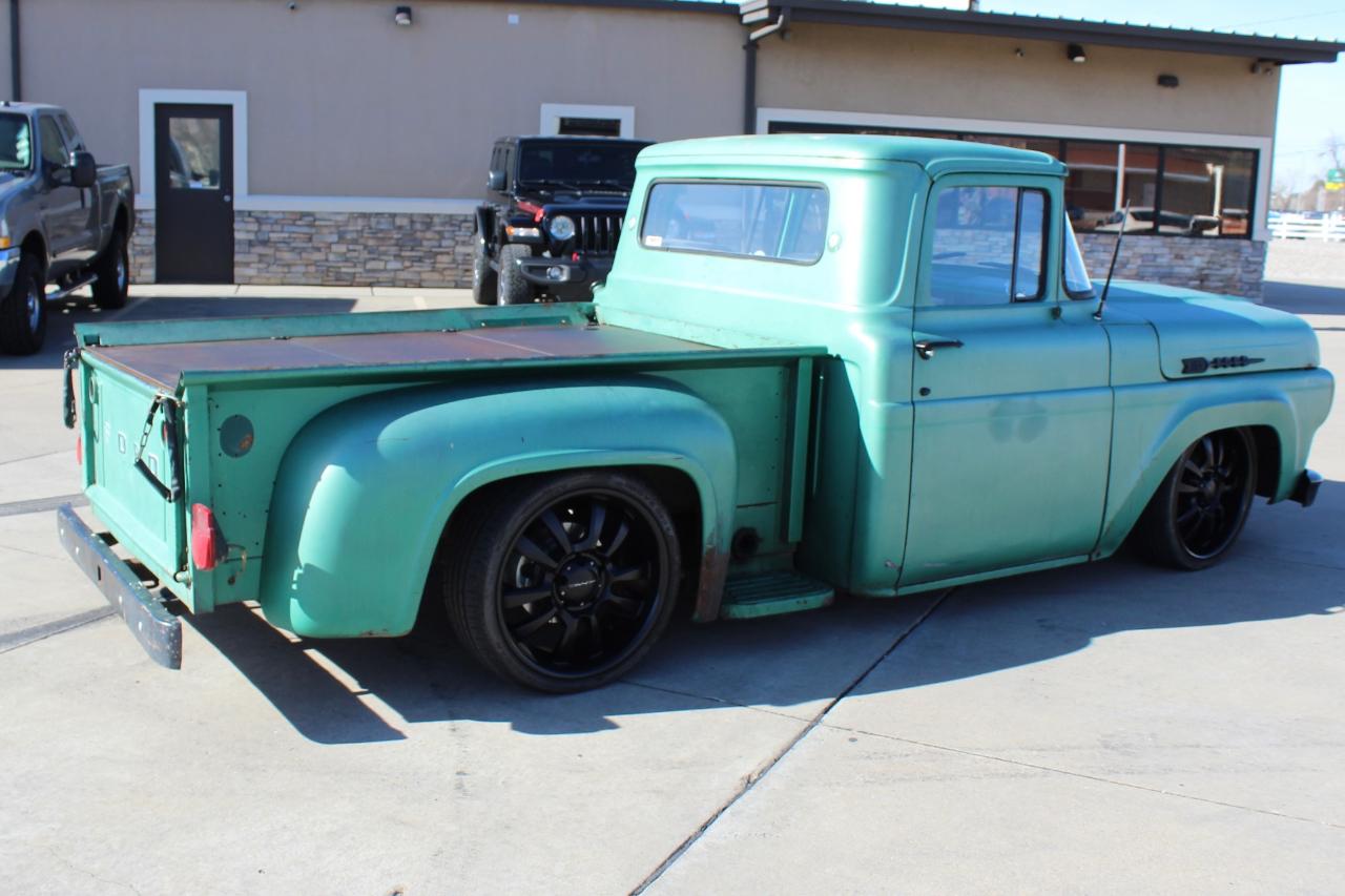 Ford F-100  1960