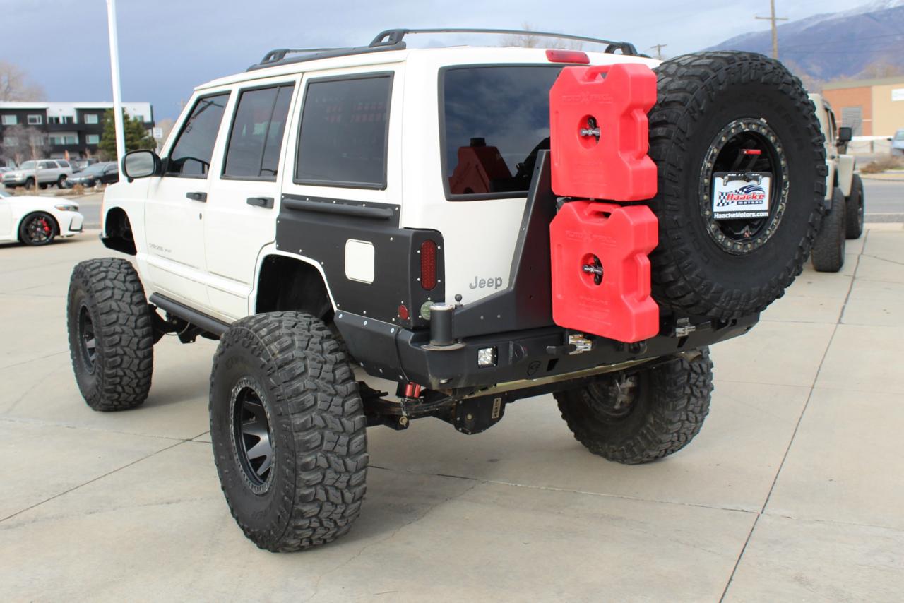 Jeep Cherokee Sport 4-Door 4WD 2001