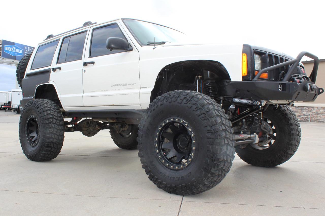 Jeep Cherokee Sport 4-Door 4WD 2001