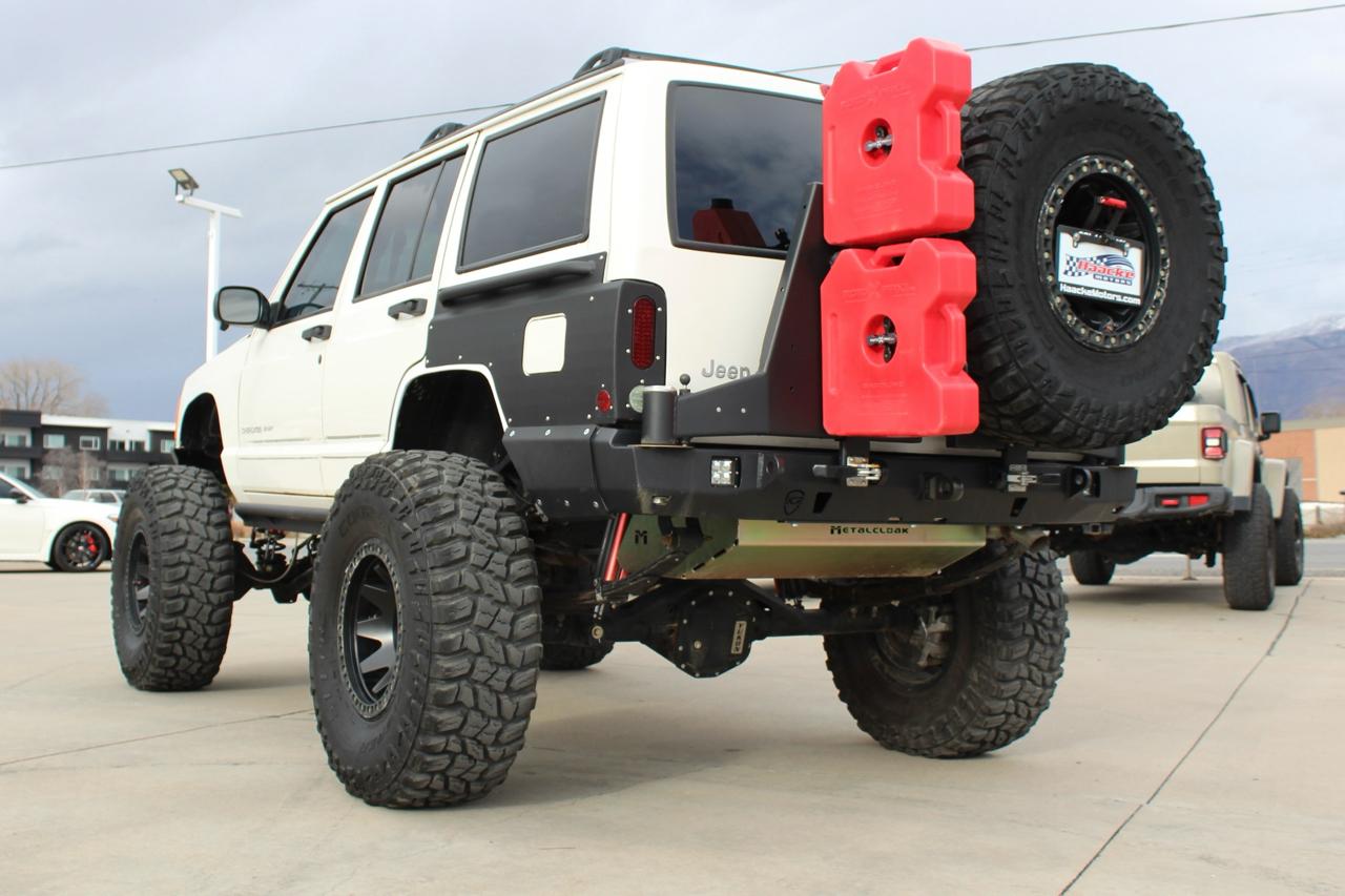 Jeep Cherokee Sport 4-Door 4WD 2001