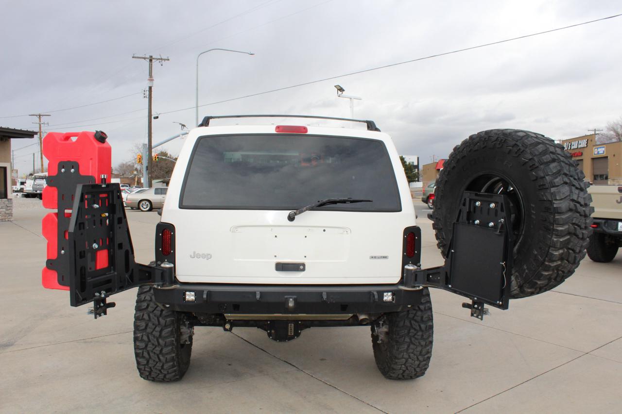 Jeep Cherokee Sport 4-Door 4WD 2001