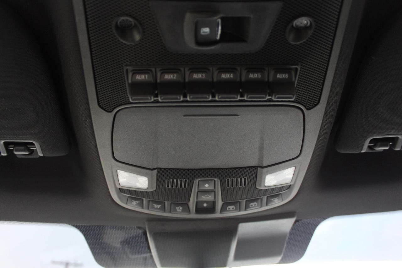 Ford F-250 SD Platinum Crew Cab 4WD 2021