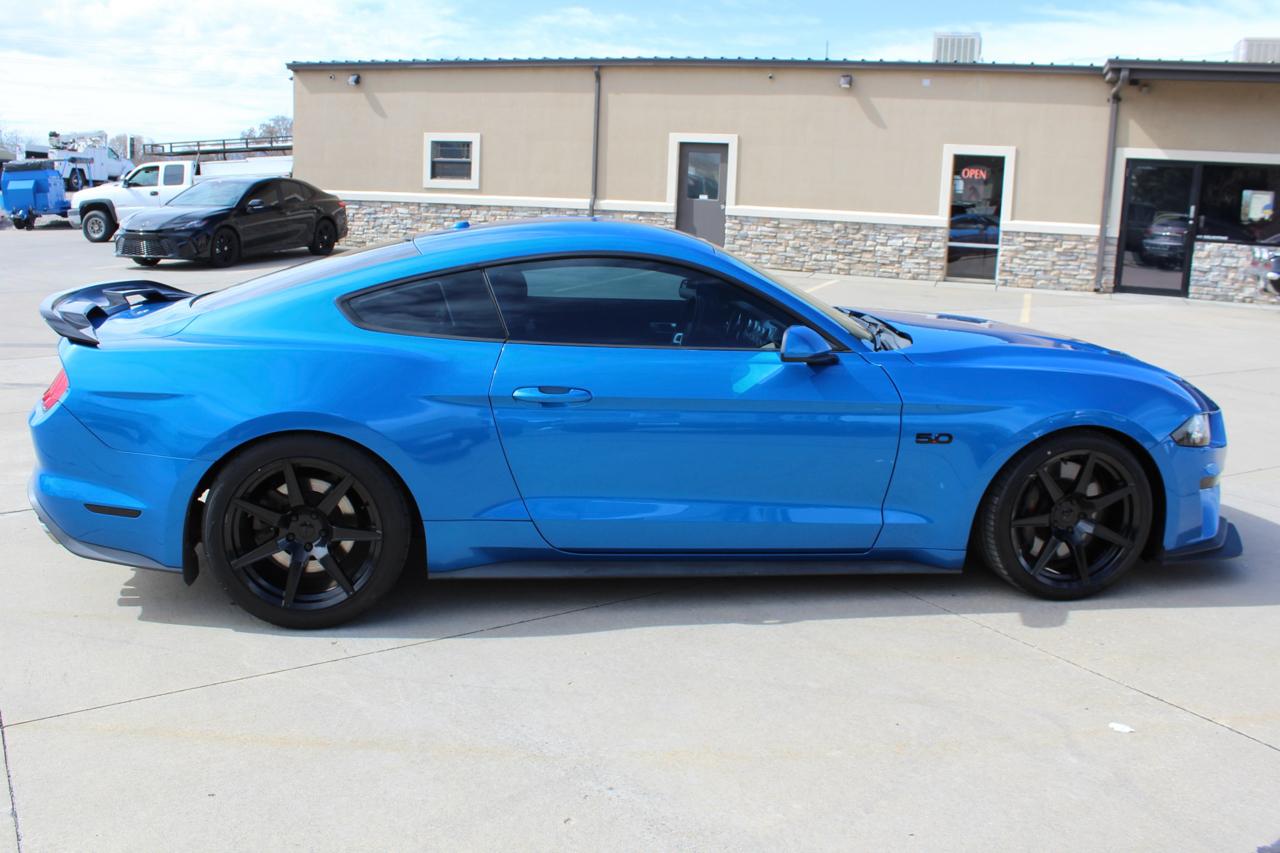 Ford Mustang GT Premium Coupe 2019