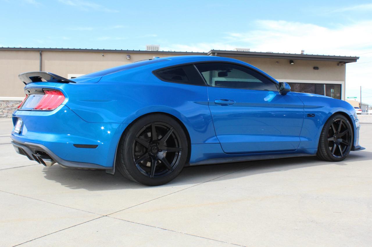 Ford Mustang GT Premium Coupe 2019