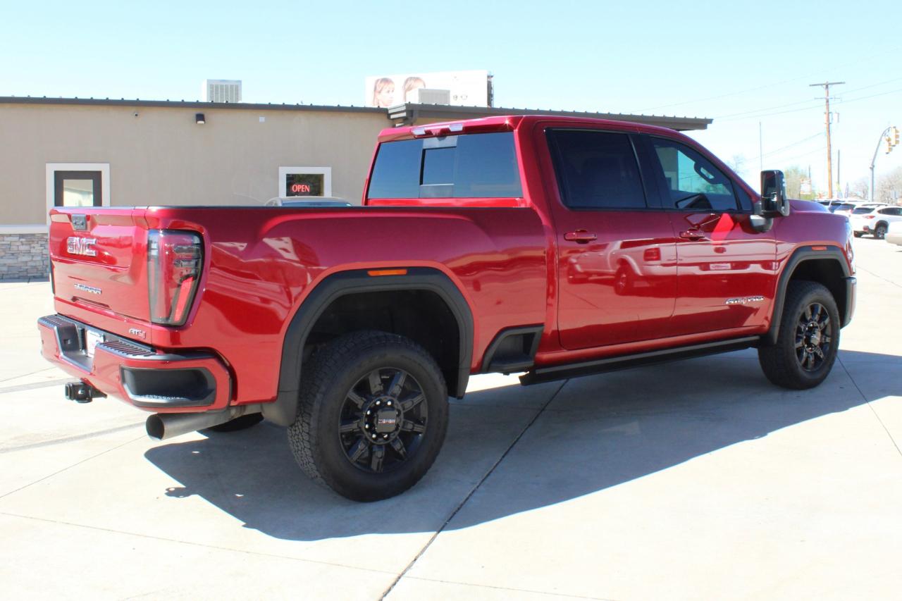 GMC Sierra 2500HD 4WD Crew Cab 159" AT4 2025