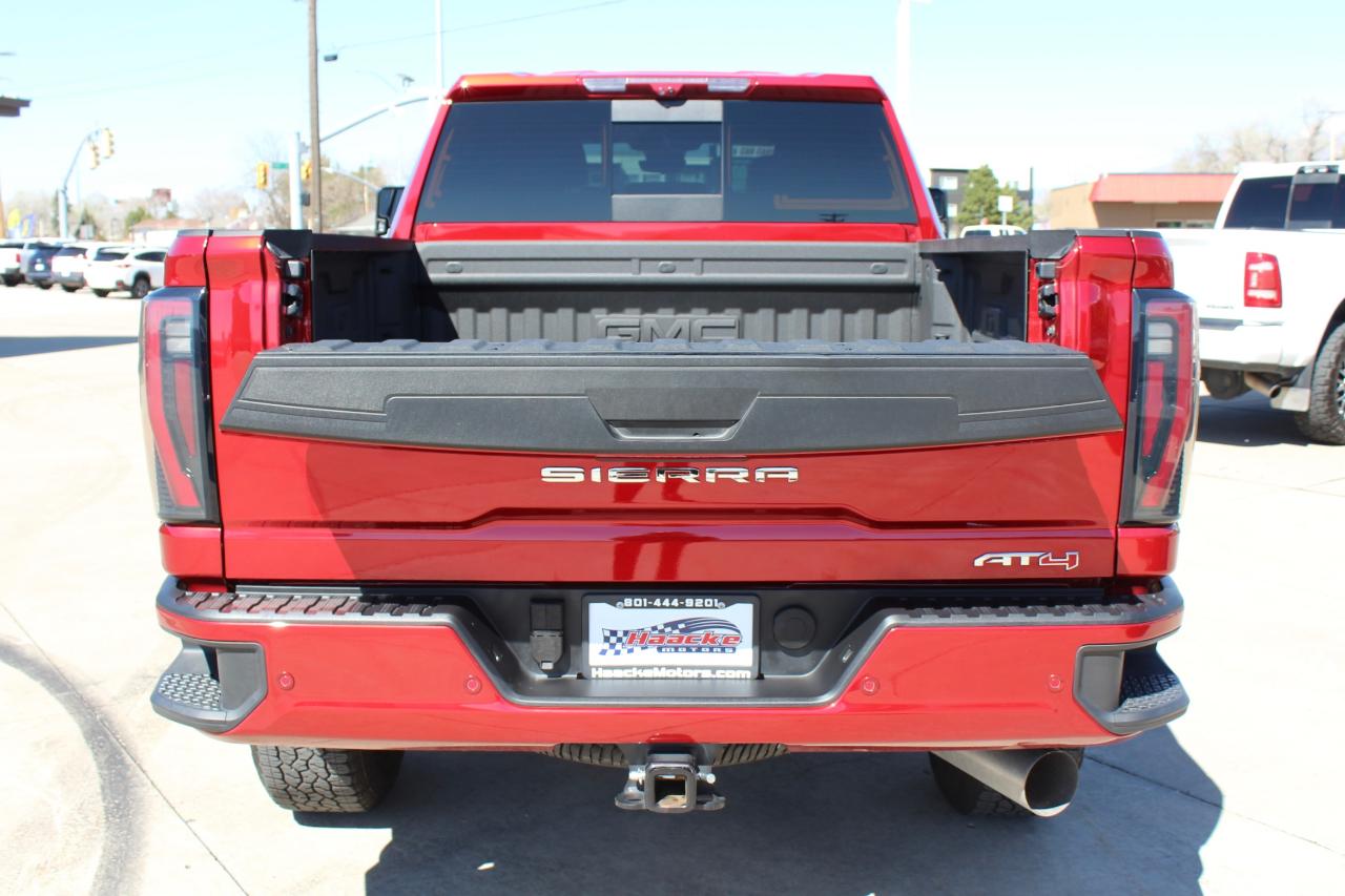 GMC Sierra 2500HD 4WD Crew Cab 159" AT4 2025