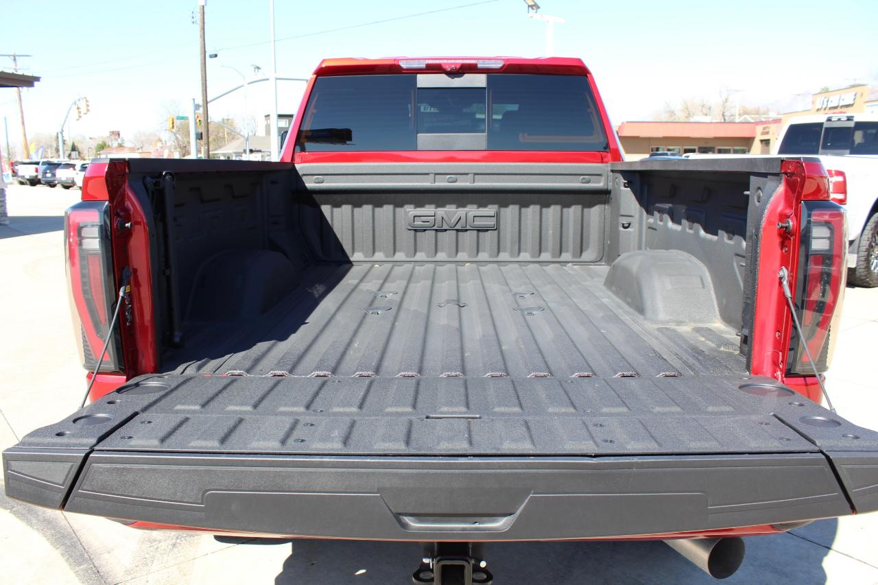 GMC Sierra 2500HD 4WD Crew Cab 159" AT4 2025