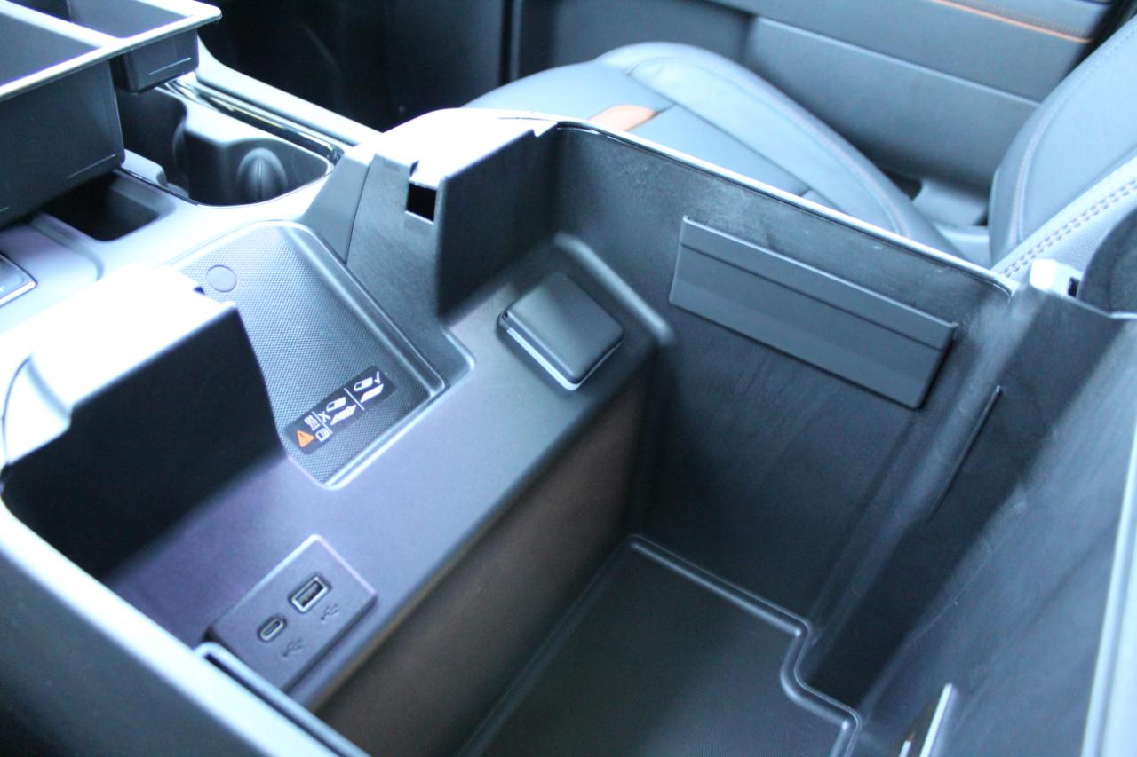 GMC Sierra 2500HD 4WD Crew Cab 159" AT4 2025