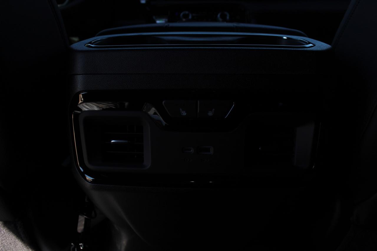 GMC Sierra 2500HD 4WD Crew Cab 159" AT4 2025