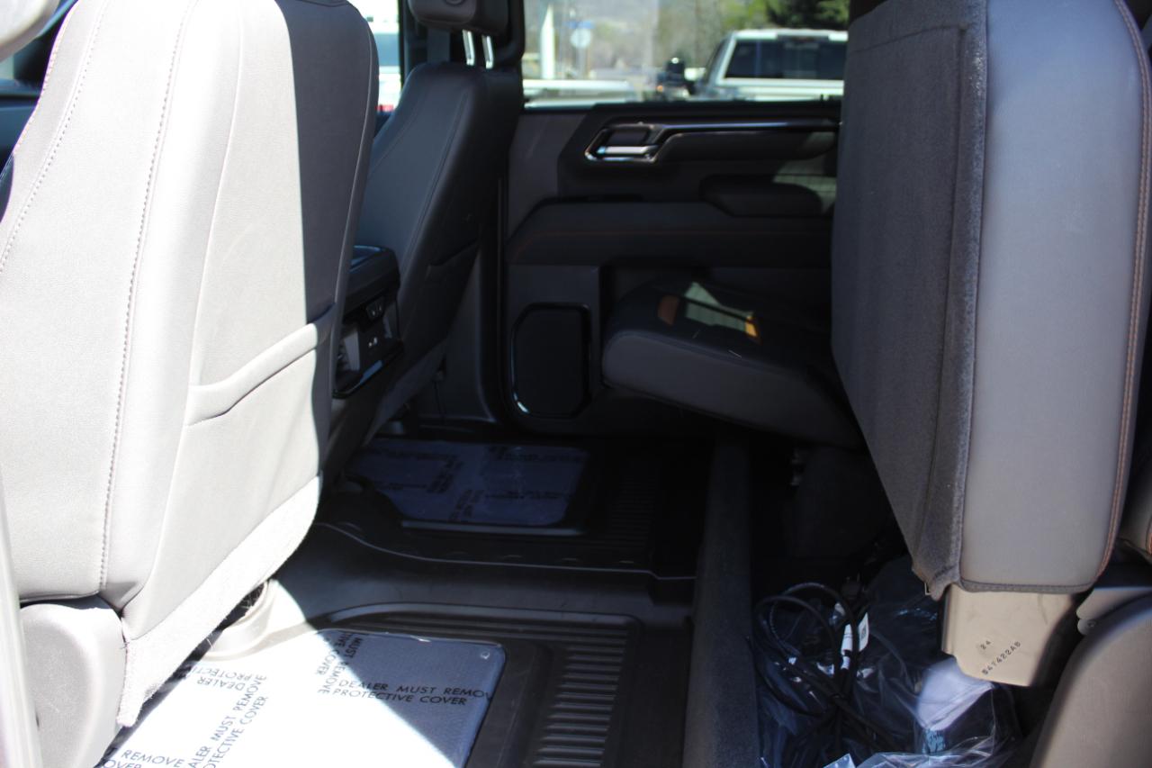 GMC Sierra 2500HD 4WD Crew Cab 159" AT4 2025
