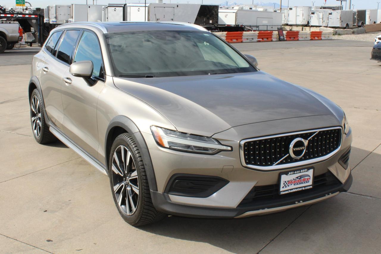 Volvo V60 Cross Country T5 2020