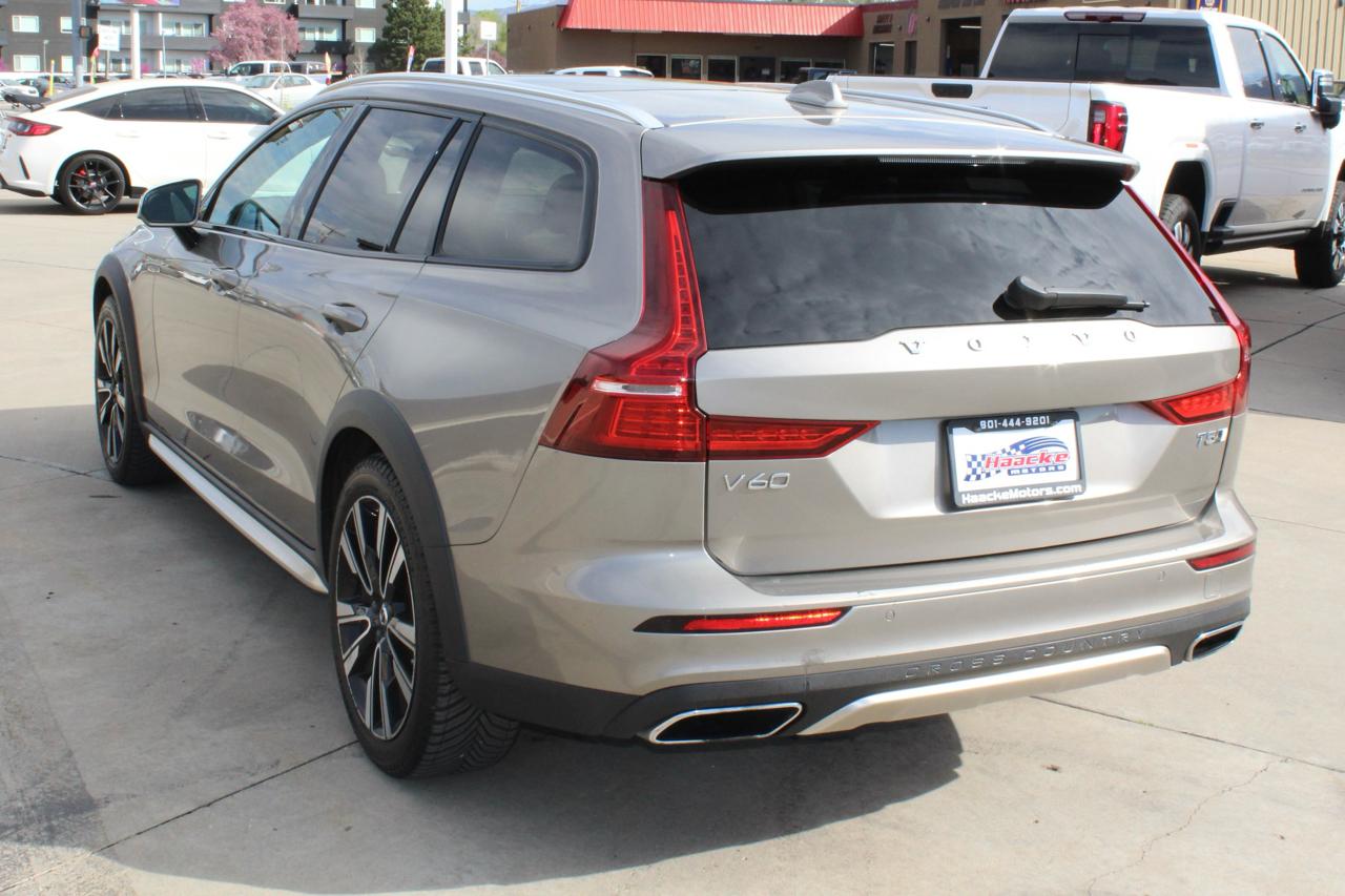 Volvo V60 Cross Country T5 2020