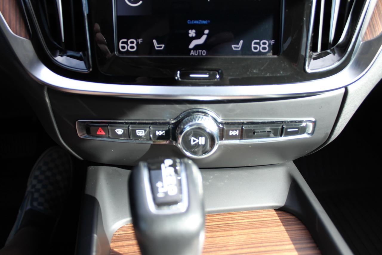 Volvo V60 Cross Country T5 2020