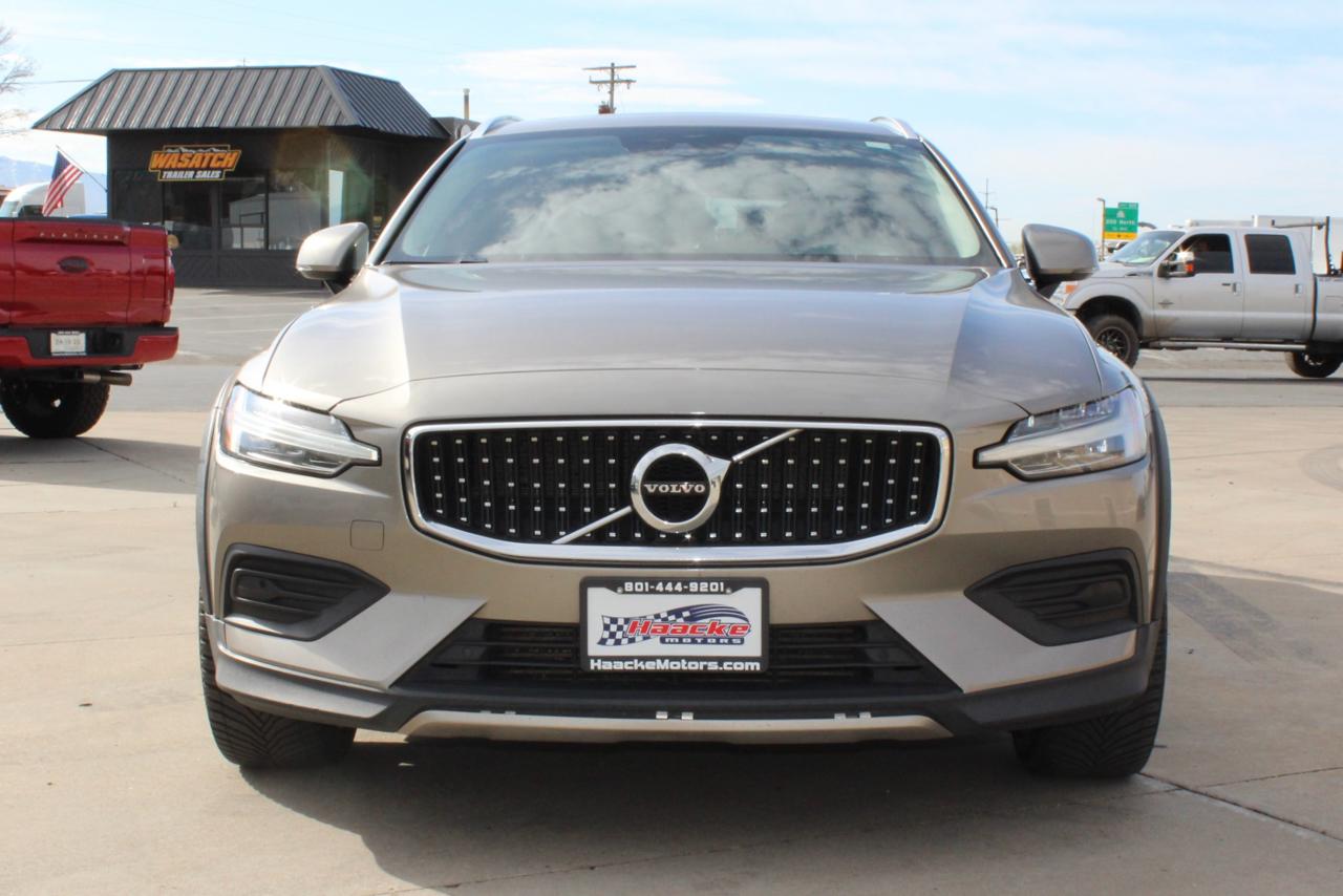 Volvo V60 Cross Country T5 2020
