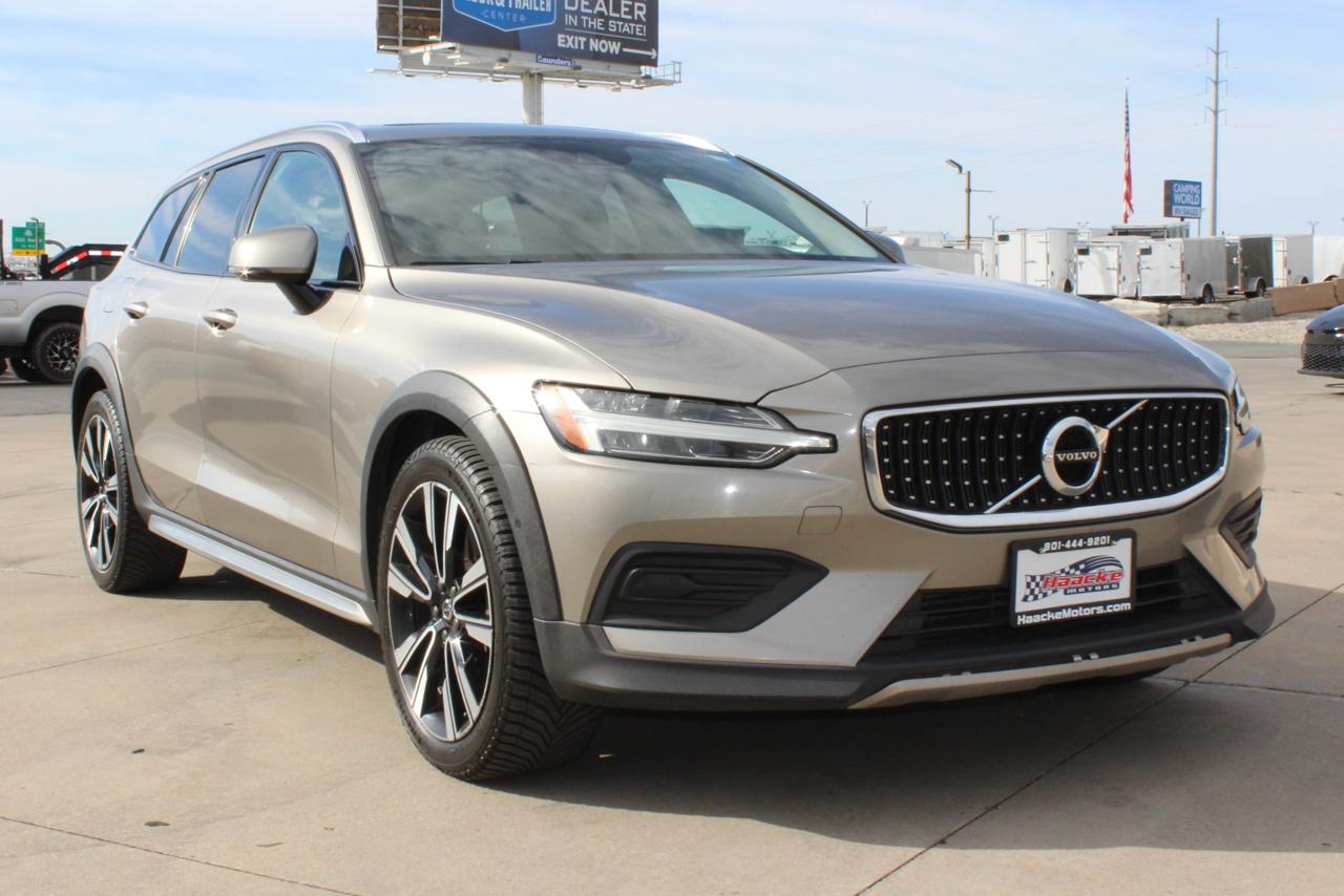 Volvo V60 Cross Country T5 2020