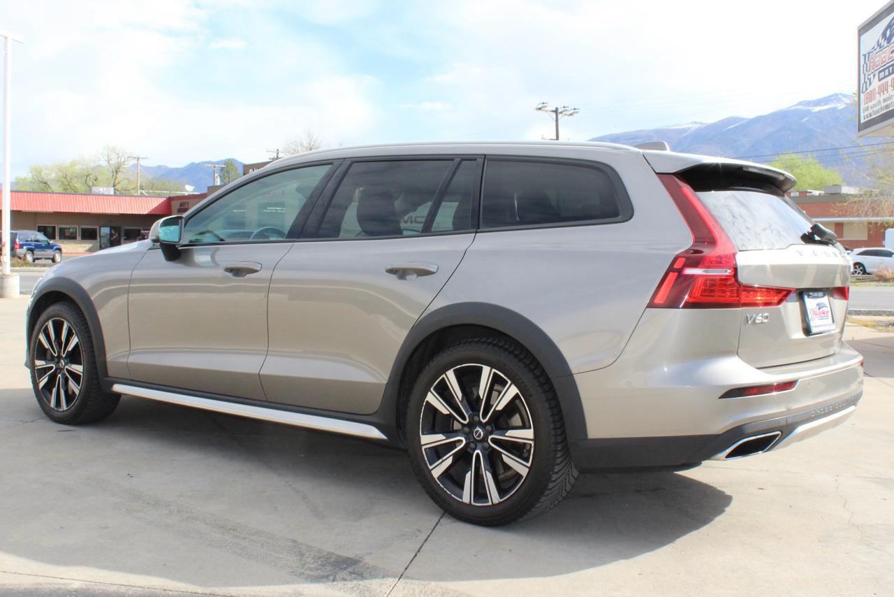 Volvo V60 Cross Country T5 2020