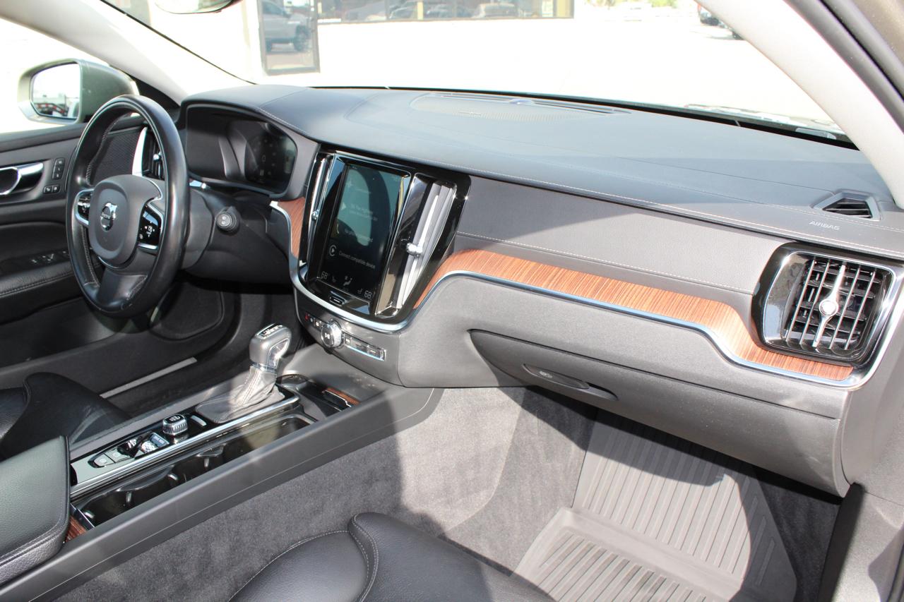 Volvo V60 Cross Country T5 2020