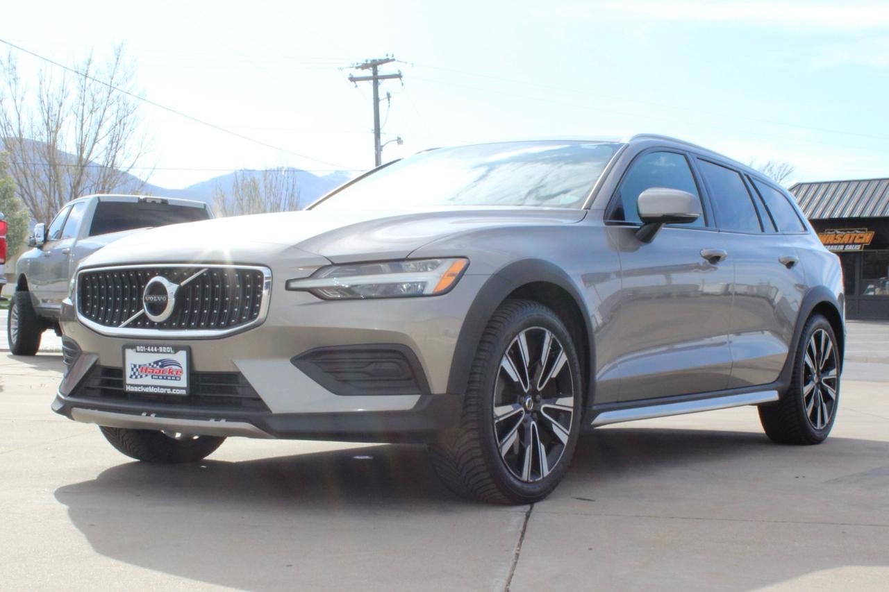 Volvo V60 Cross Country T5 2020
