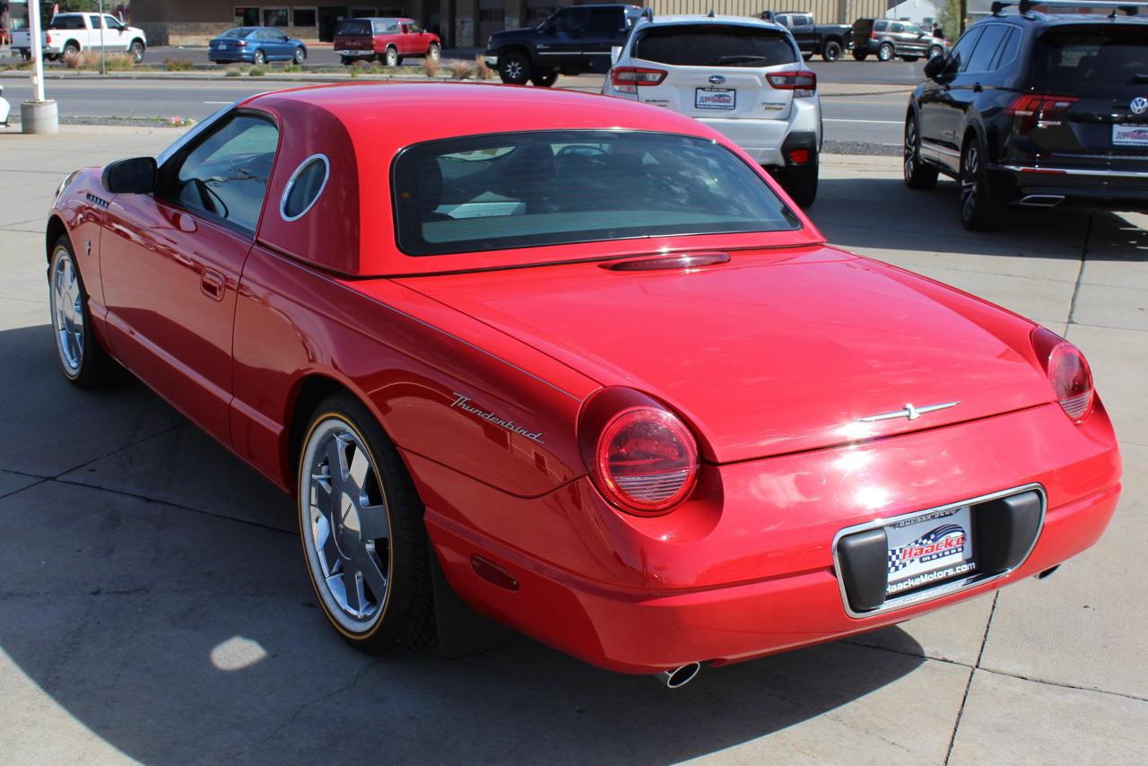 Ford Thunderbird Deluxe 2002