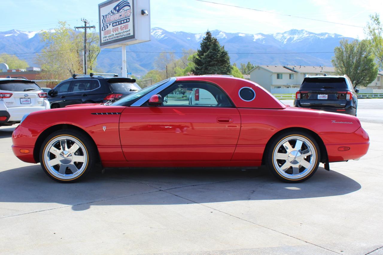 Ford Thunderbird Deluxe 2002