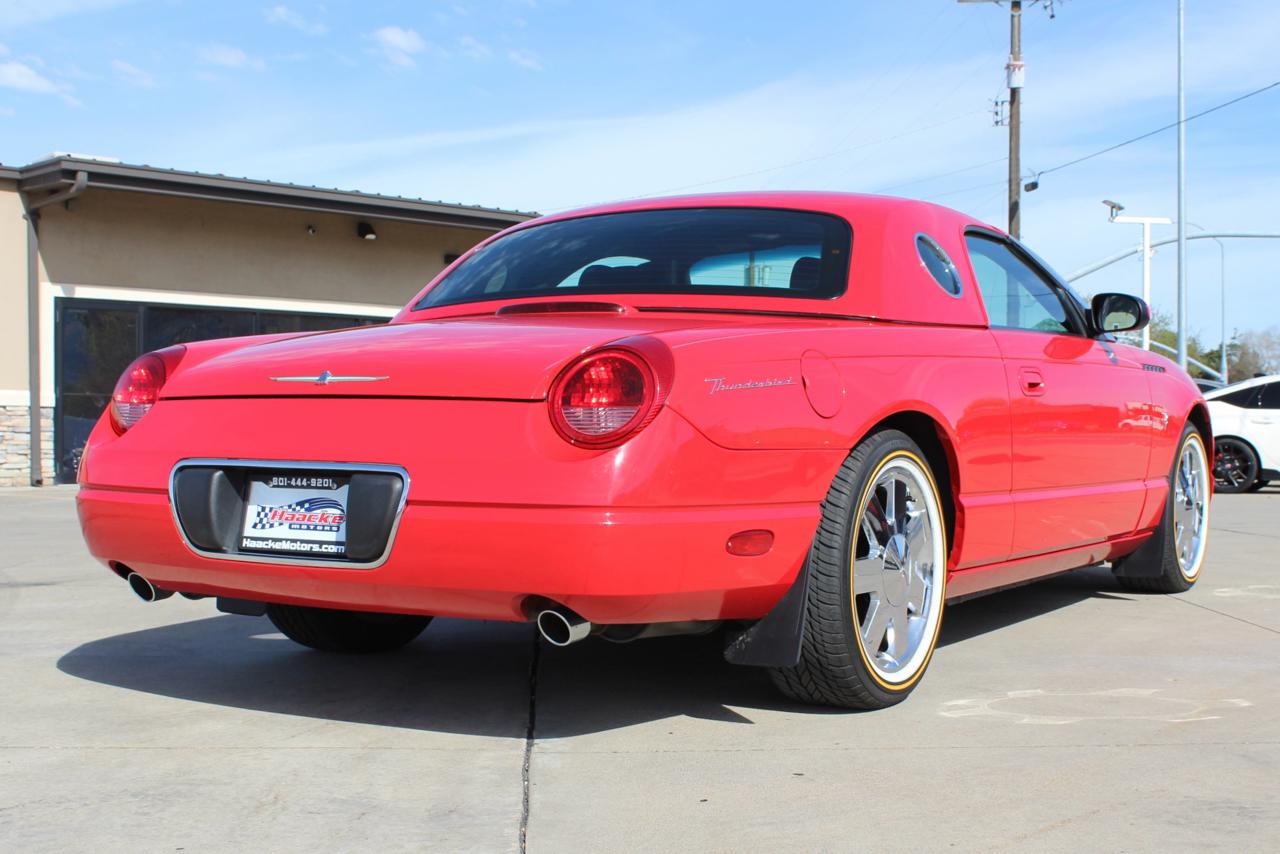Ford Thunderbird Deluxe 2002