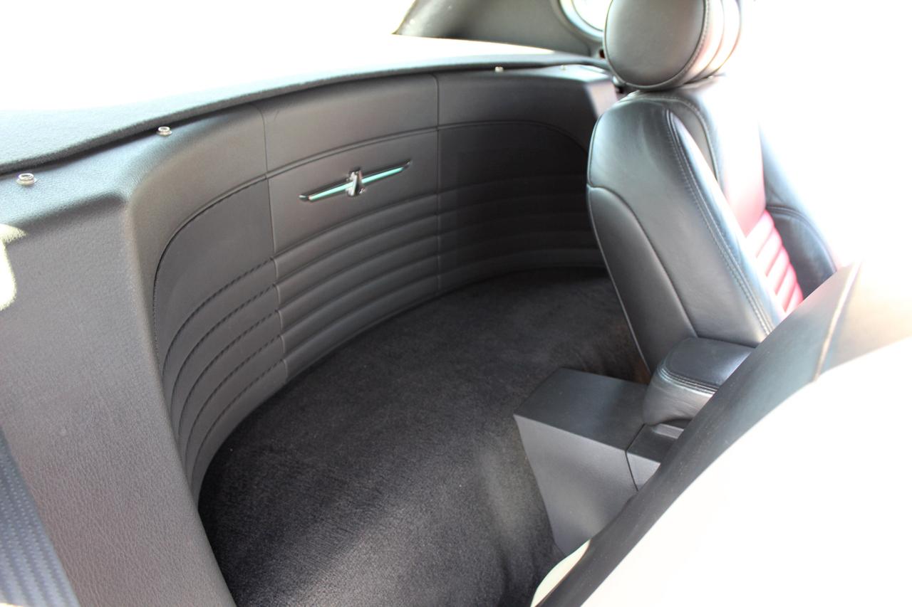 Ford Thunderbird Deluxe 2002