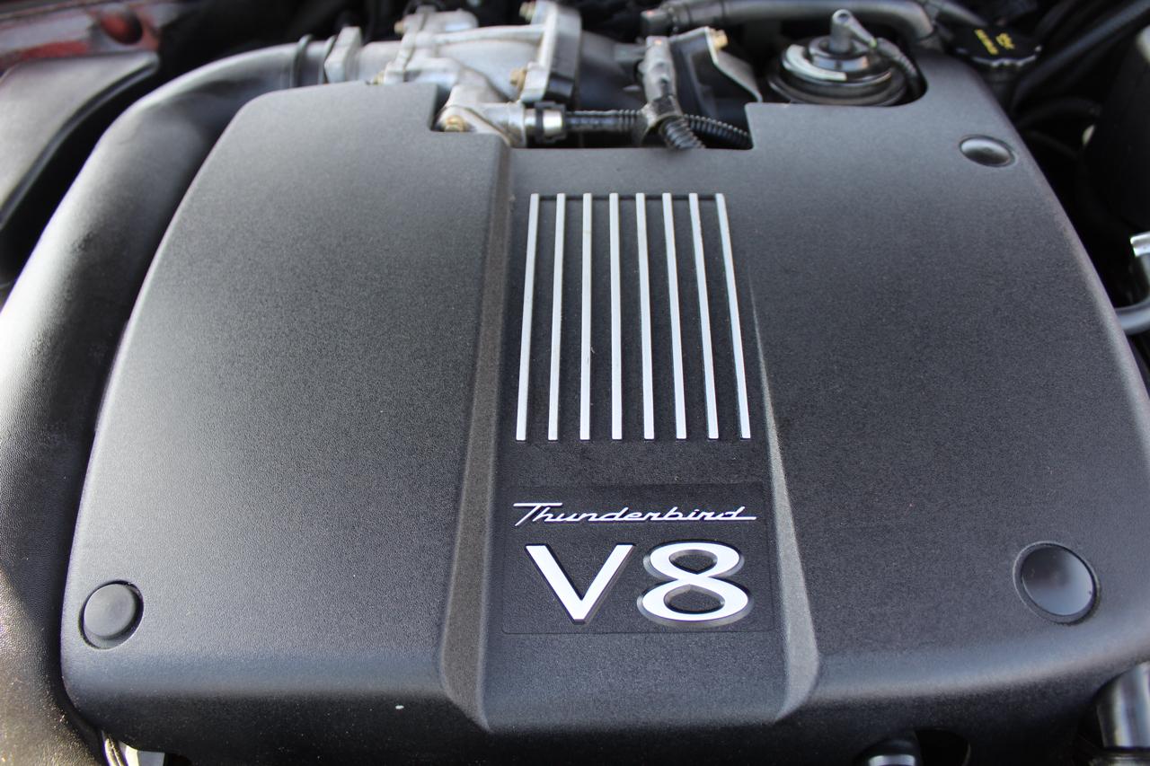 Ford Thunderbird Deluxe 2002