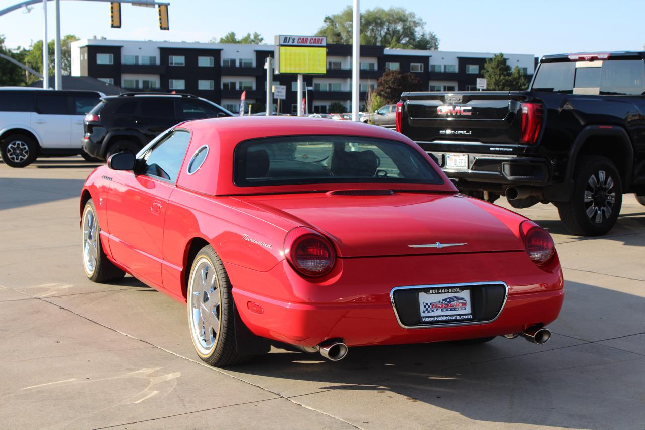 Ford Thunderbird Deluxe 2002