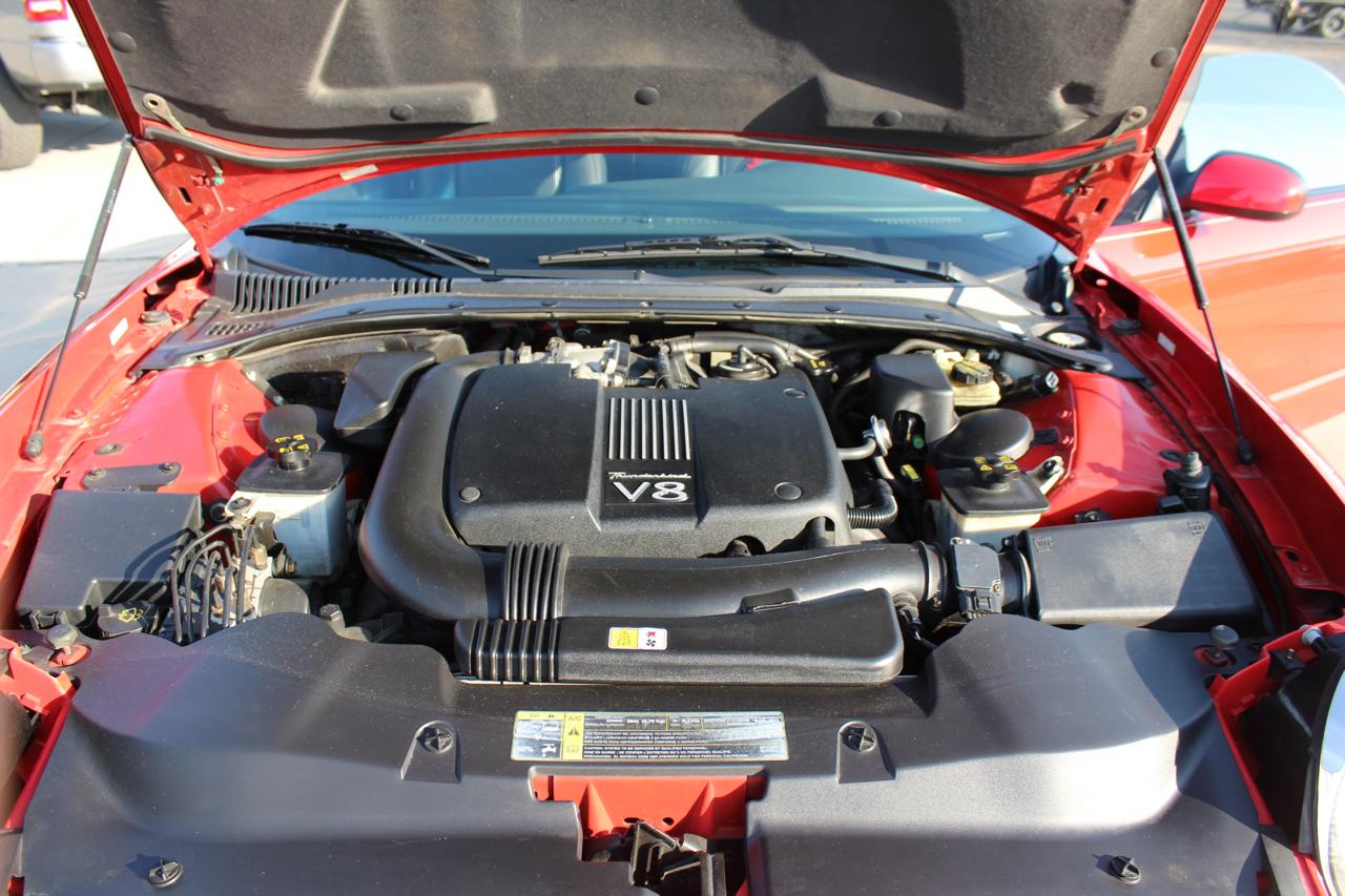 Ford Thunderbird Deluxe 2002