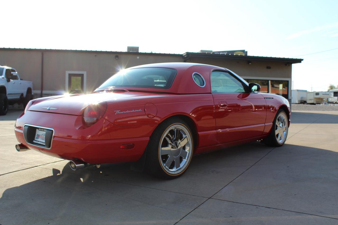 Ford Thunderbird Deluxe 2002